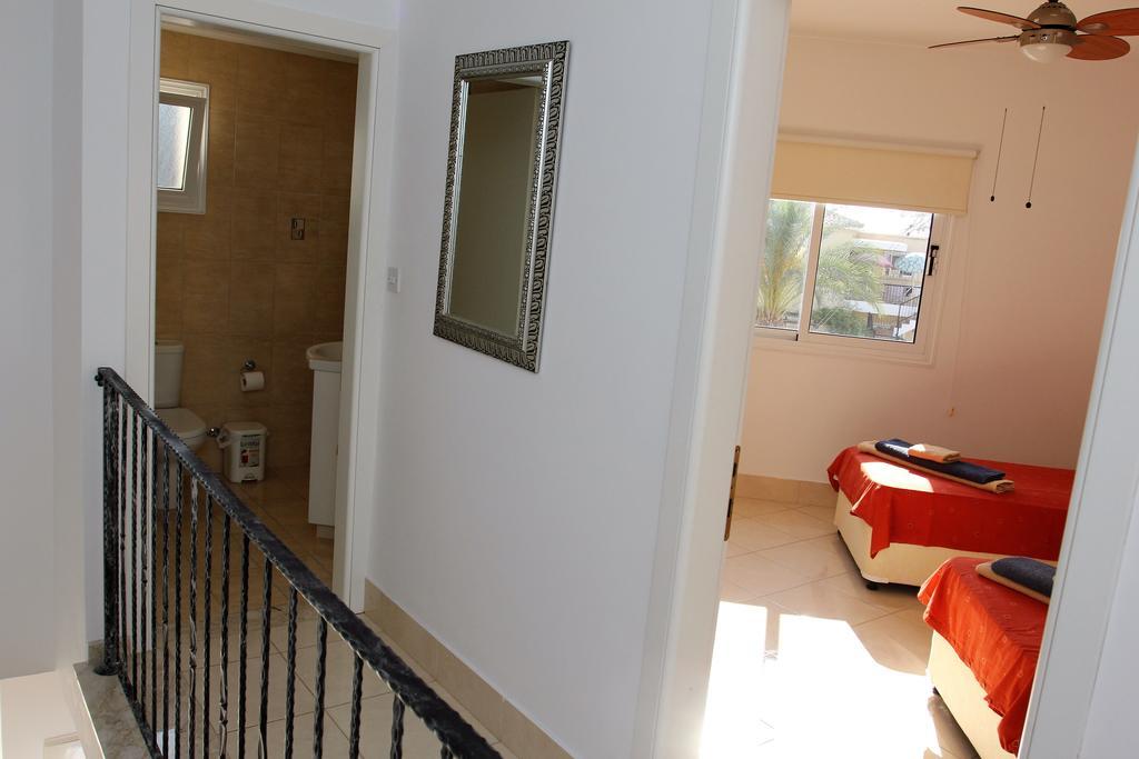 Villa Christina Paphos Exterior foto